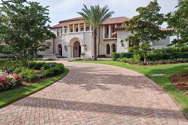 Best Professional Driveway Pavers  in East Hampton North, NY